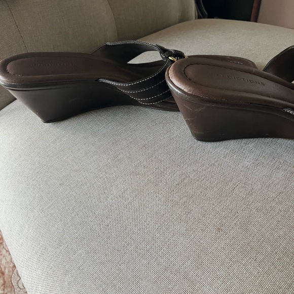 Predictions Brown Wedge - Size 7.5 - Picture 5 of 7